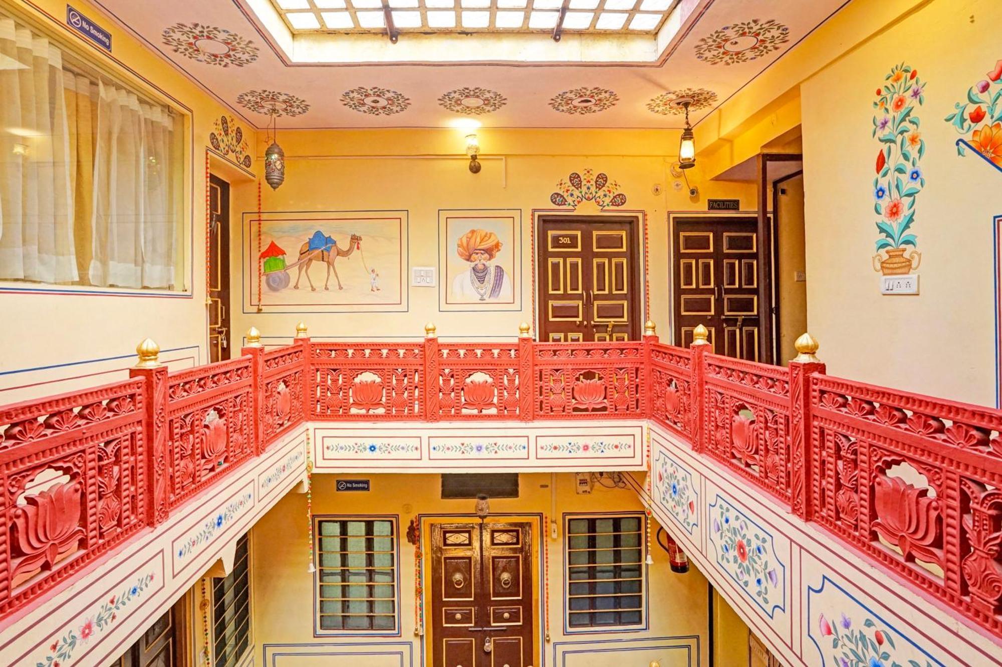 Super Collection O Ramganj Near Hawa Mahal Hotell Jaipur Exteriör bild