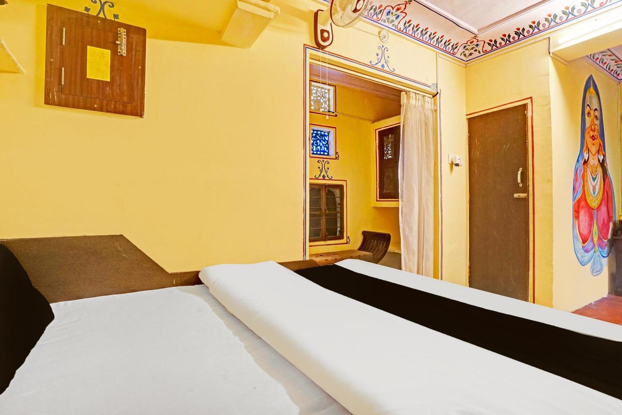 Super Collection O Ramganj Near Hawa Mahal Hotell Jaipur Exteriör bild