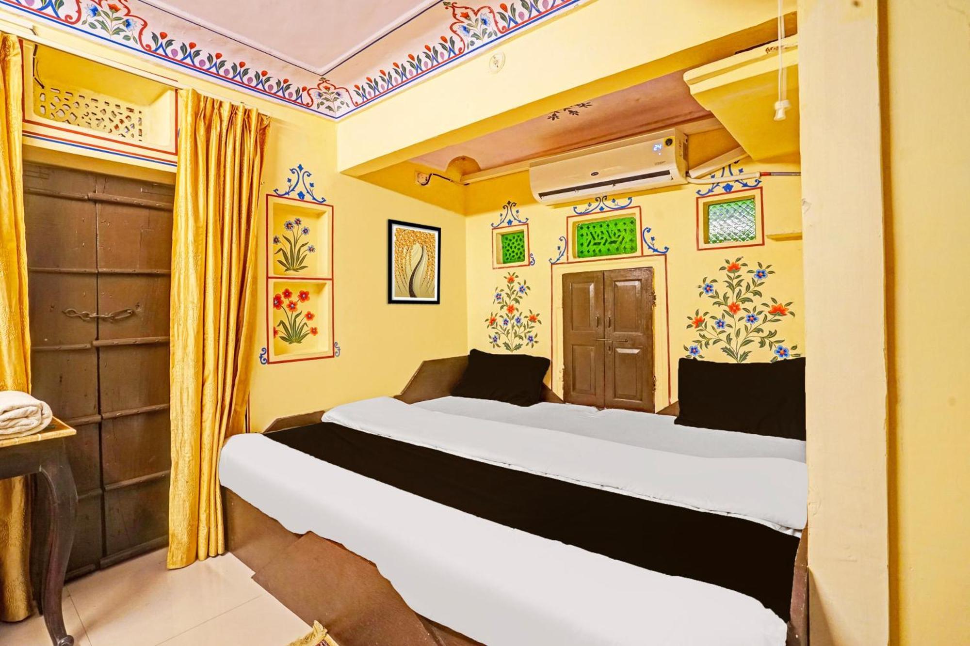 Super Collection O Ramganj Near Hawa Mahal Hotell Jaipur Exteriör bild
